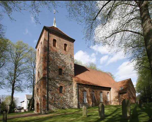 Bild vergr&ouml;&szlig;ern: Die St. Fabian- und St. Sebastian-Kirche