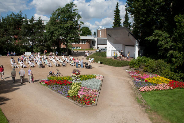 Bild vergr&ouml;&szlig;ern: Musikmuschel im Kurpark