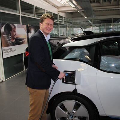 Bild vergr&ouml;&szlig;ern: BMW Übergabe 4
