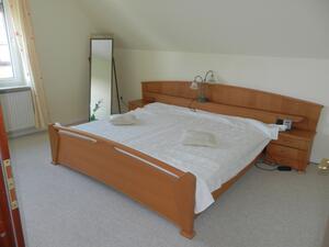 Bild vergr&ouml;&szlig;ern: Schlafzimmer