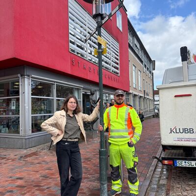 Bild vergr&ouml;&szlig;ern: Erfolgreich: erste Straßenlaterne mit neuem Leuchtmittel