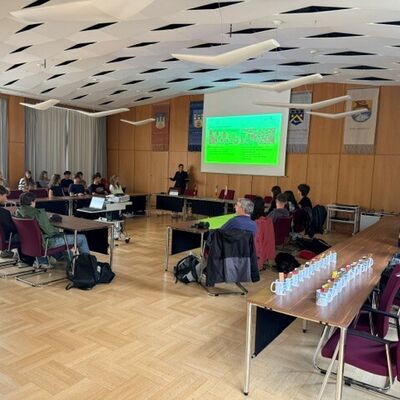 Bild vergr&ouml;&szlig;ern: Krakau - Besuch Saal