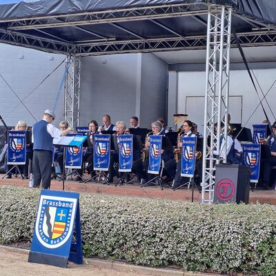 Bild vergr&ouml;&szlig;ern: Brassband der Feuerwehren Bad Schwartau