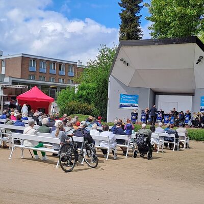 Bild vergr&ouml;&szlig;ern: Brassband